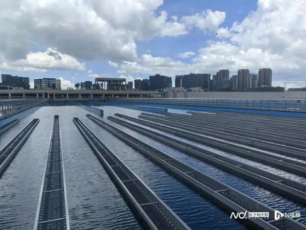 水利工程安全是指确保水坝、堤防、水库等水利设施在设计、施工、运行和维护过程中的稳定性和可靠性，以保障人民生命财产安全和水资源的合理利用。